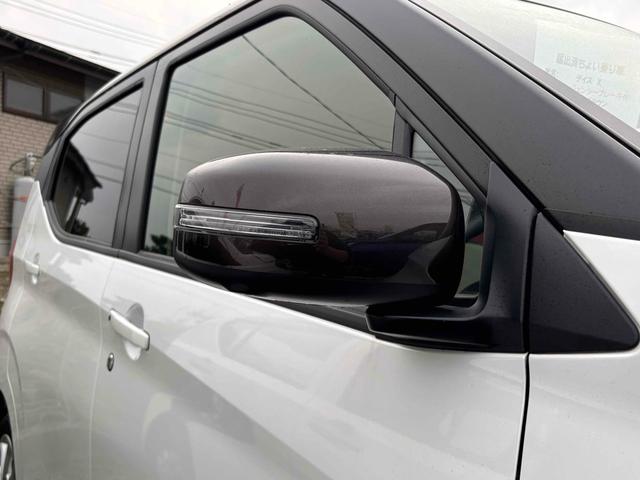 デイズ Ｘ　ドライブレコーダー　バックカメラ　クリアランスソナー　衝突被害軽減システム　オートライト　スマートキー　アイドリングストップ　電動格納ミラー　ベンチシート　ＣＶＴ　盗難防止システム　ＡＢＳ　ＥＳＣ（17枚目）