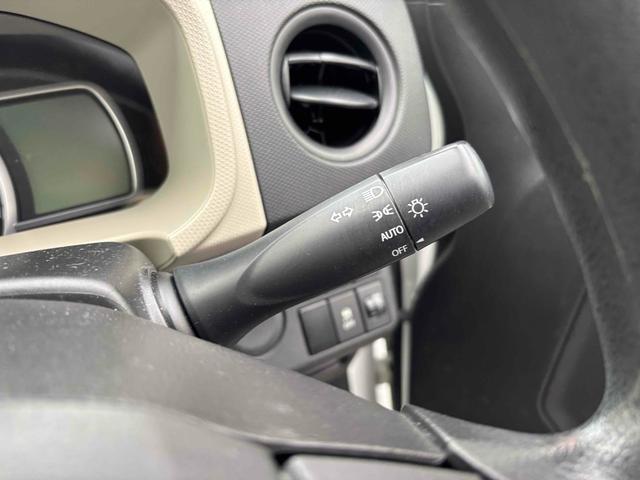 アルト Ｌ　クリアランスソナー　レーンアシスト　衝突被害軽減システム　オートライト　キーレスエントリー　アイドリングストップ　シートヒーター　ＣＶＴ　盗難防止システム　ＡＢＳ　ＥＳＣ　ＣＤ（11枚目）