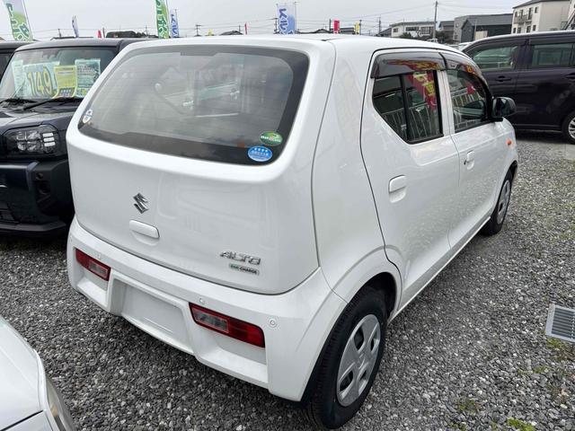 アルト Ｌ　クリアランスソナー　レーンアシスト　衝突被害軽減システム　オートライト　キーレスエントリー　アイドリングストップ　ＣＶＴ　盗難防止システム　ＡＢＳ　ＥＳＣ　ＣＤ　ミュージックプレイヤー接続可（22枚目）