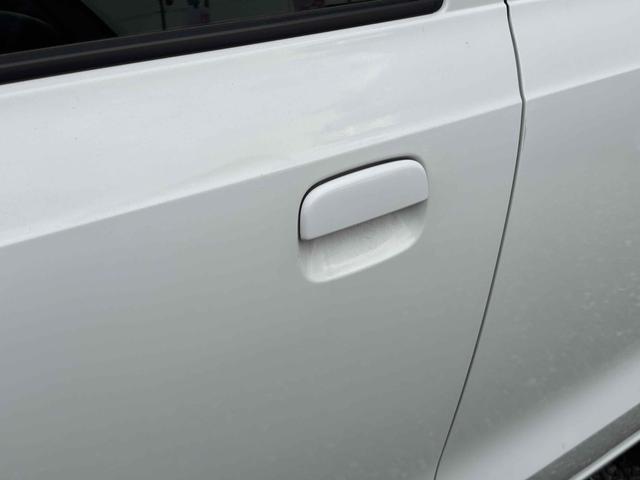 アルト Ｌ　クリアランスソナー　レーンアシスト　衝突被害軽減システム　オートライト　キーレスエントリー　アイドリングストップ　ＣＶＴ　盗難防止システム　ＡＢＳ　ＥＳＣ　ＣＤ　ミュージックプレイヤー接続可（26枚目）