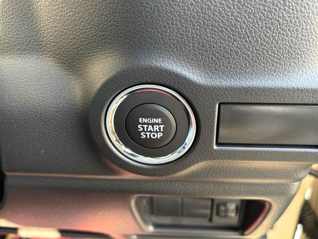 スペーシア ハイブリッドＧ　届け出済み未使用車　両側スライドドア　クリアランスソナー　衝突被害軽減システム　オートライト　ＬＥＤヘッドランプ　スマートキー　アイドリングストップ　電動格納ミラー　ベンチシート　ＣＶＴ（4枚目）