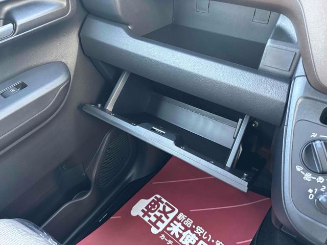 ムーヴ Ｌ　届け出済み未使用車　両側スライドドア　クリアランスソナー　衝突被害軽減システム　オートライト　ＬＥＤヘッドランプ　アイドリングストップ　電動格納ミラー　ベンチシート　ＣＶＴ　盗難防止システム　ＡＢＳ（6枚目）