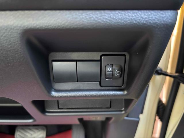 スペーシア ハイブリッドＧ　届け出済み未使用車　両側スライドドア　クリアランスソナー　衝突被害軽減システム　オートライト　ＬＥＤヘッドランプ　スマートキー　アイドリングストップ　電動格納ミラー　ベンチシート　ＣＶＴ（9枚目）