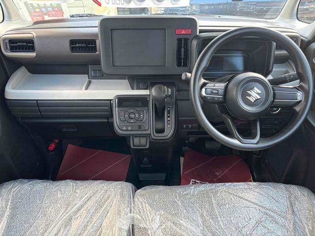 スペーシア ハイブリッドＧ　届け出済み未使用車　両側スライドドア　クリアランスソナー　衝突被害軽減システム　オートライト　ＬＥＤヘッドランプ　スマートキー　アイドリングストップ　ベンチシート　ＣＶＴ　盗難防止システム　ＡＢＳ（2枚目）