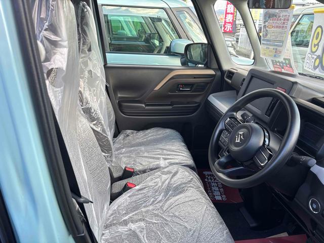 スペーシア ハイブリッドＧ　届け出済み未使用車　両側スライドドア　クリアランスソナー　衝突被害軽減システム　オートライト　ＬＥＤヘッドランプ　スマートキー　アイドリングストップ　ベンチシート　ＣＶＴ　盗難防止システム　ＡＢＳ（3枚目）