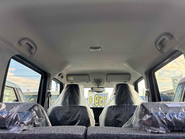 スペーシア ハイブリッドＧ　届け出済み未使用車　両側スライドドア　クリアランスソナー　衝突被害軽減システム　オートライト　ＬＥＤヘッドランプ　スマートキー　アイドリングストップ　ベンチシート　ＣＶＴ　盗難防止システム　ＡＢＳ（9枚目）