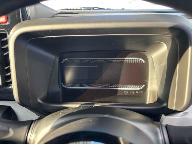 スペーシア ハイブリッドＸ　届け出済み未使用車　両側電動スライドドア　クリアランスソナー　衝突被害軽減システム　オートライト　ＬＥＤヘッドランプ　スマートキー　アイドリングストップ　電動格納ミラー　シートヒーター　ベンチシート（40枚目）