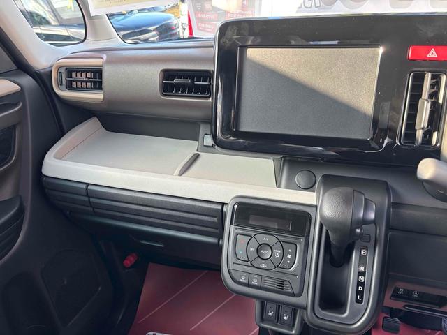 スペーシア ハイブリッドＸ　届け出済み未使用車　両側電動スライドドア　クリアランスソナー　衝突被害軽減システム　オートライト　ＬＥＤヘッドランプ　スマートキー　アイドリングストップ　電動格納ミラー　シートヒーター　ベンチシート（42枚目）