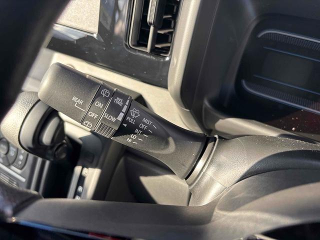 スペーシア ハイブリッドＸ　届け出済み未使用車　両側電動スライドドア　クリアランスソナー　衝突被害軽減システム　オートライト　ＬＥＤヘッドランプ　スマートキー　アイドリングストップ　電動格納ミラー　シートヒーター　ベンチシート（10枚目）