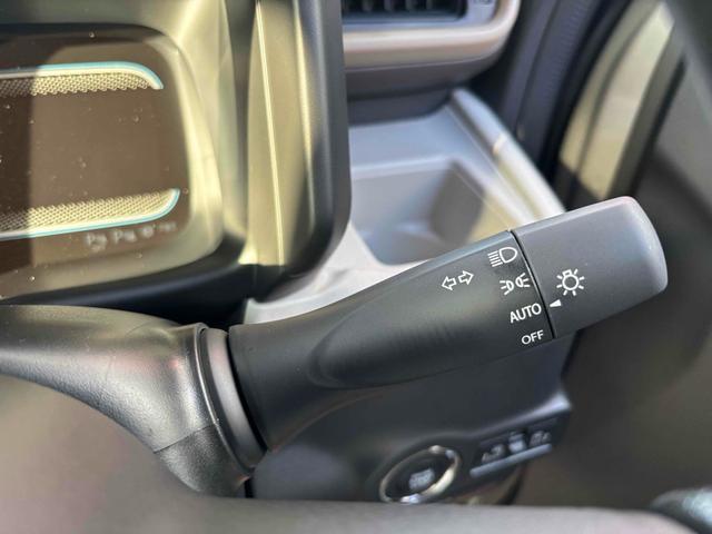 スペーシア ハイブリッドＸ　届け出済み未使用車　両側電動スライドドア　クリアランスソナー　衝突被害軽減システム　オートライト　ＬＥＤヘッドランプ　スマートキー　アイドリングストップ　電動格納ミラー　シートヒーター　ベンチシート（11枚目）