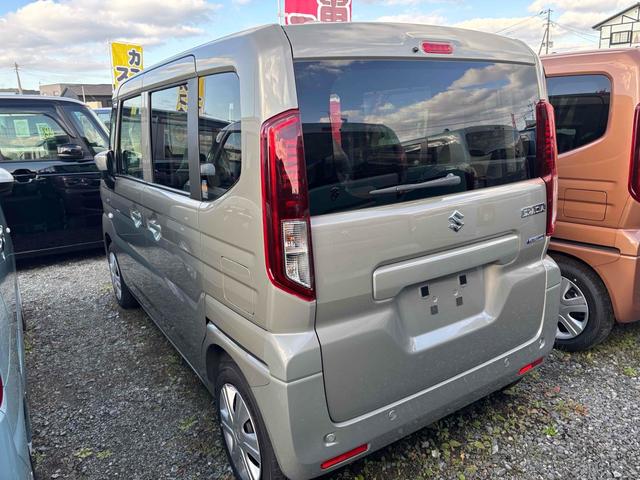 スペーシア ハイブリッドＸ　届け出済み未使用車　両側電動スライドドア　クリアランスソナー　衝突被害軽減システム　オートライト　ＬＥＤヘッドランプ　スマートキー　アイドリングストップ　電動格納ミラー　シートヒーター　ベンチシート（16枚目）