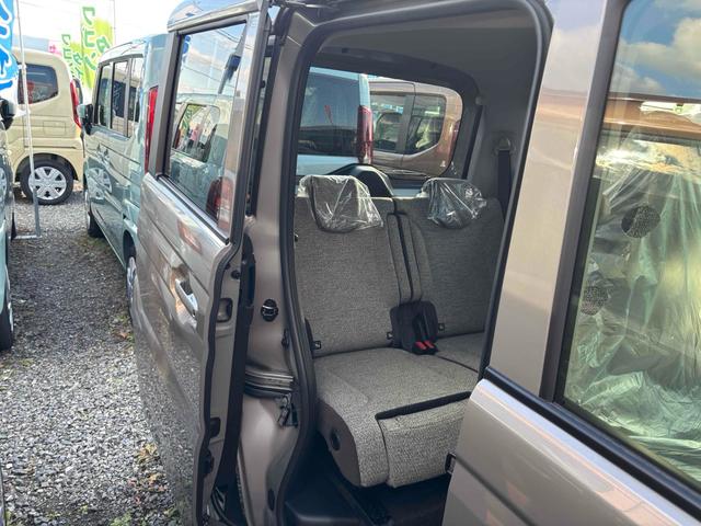 スペーシア ハイブリッドＸ　届け出済み未使用車　両側電動スライドドア　クリアランスソナー　衝突被害軽減システム　オートライト　ＬＥＤヘッドランプ　スマートキー　アイドリングストップ　電動格納ミラー　シートヒーター　ベンチシート（33枚目）