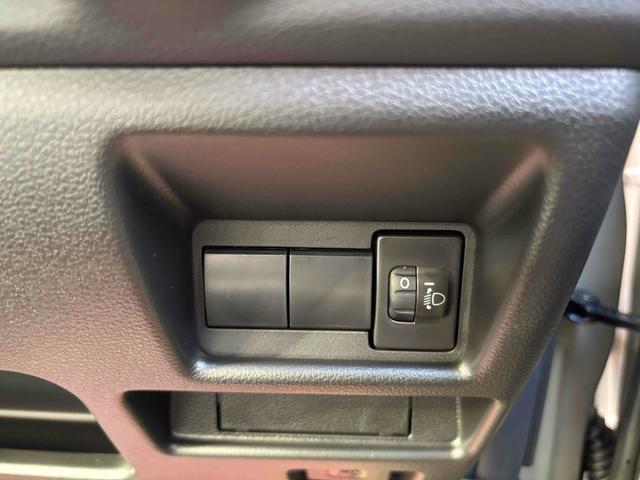 スペーシア ハイブリッドＸ　届け出済み未使用車　両側電動スライドドア　クリアランスソナー　衝突被害軽減システム　オートライト　ＬＥＤヘッドランプ　スマートキー　アイドリングストップ　電動格納ミラー　シートヒーター　ベンチシート（40枚目）