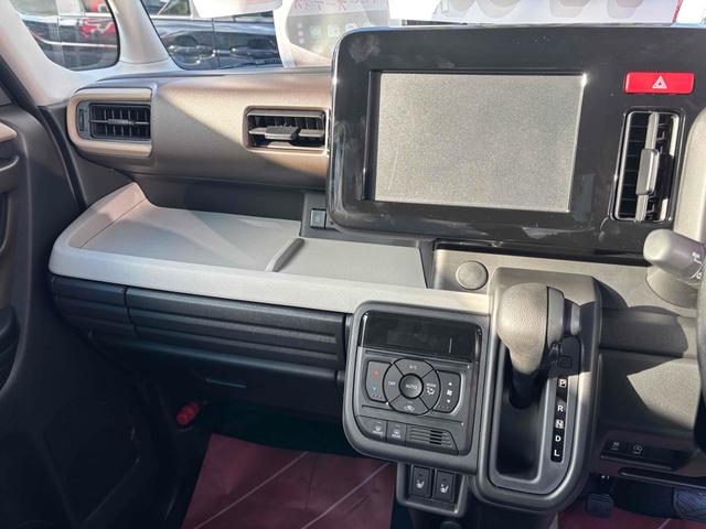 スペーシア ハイブリッドＸ　届け出済み未使用車　両側電動スライドドア　クリアランスソナー　衝突被害軽減システム　オートライト　ＬＥＤヘッドランプ　スマートキー　アイドリングストップ　電動格納ミラー　シートヒーター　ベンチシート（41枚目）