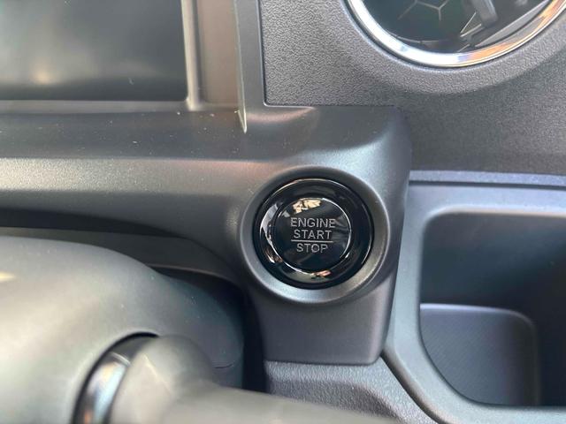 Ｎ－ＢＯＸカスタム ベースグレード　届け出済み未使用車　バックカメラ　両側電動スライドドア　クリアランスソナー　オートクルーズコントロール　レーンアシスト　衝突被害軽減システム　オートライト　ＬＥＤヘッドランプ　スマートキー（4枚目）