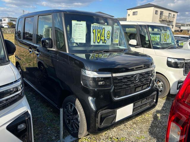 Ｎ－ＢＯＸカスタム ベースグレード　届け出済み未使用車　バックカメラ　両側電動スライドドア　クリアランスソナー　オートクルーズコントロール　レーンアシスト　衝突被害軽減システム　オートライト　ＬＥＤヘッドランプ　スマートキー（13枚目）