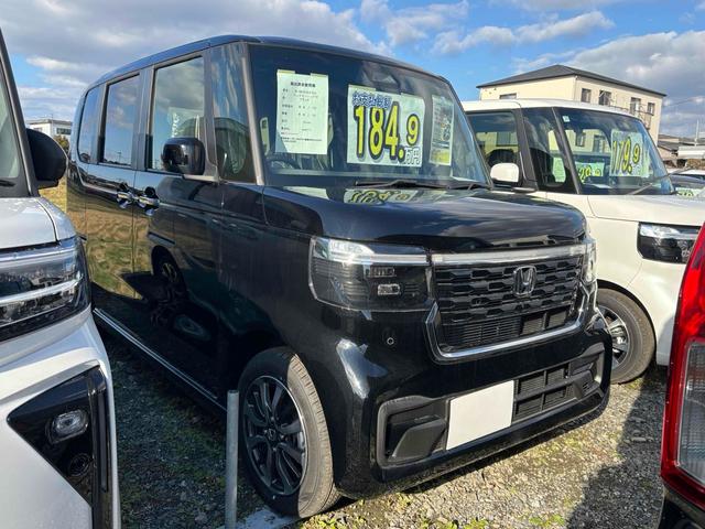 Ｎ－ＢＯＸカスタム ベースグレード　届け出済み未使用車　バックカメラ　両側電動スライドドア　クリアランスソナー　オートクルーズコントロール　レーンアシスト　衝突被害軽減システム　オートライト　ＬＥＤヘッドランプ　スマートキー（14枚目）