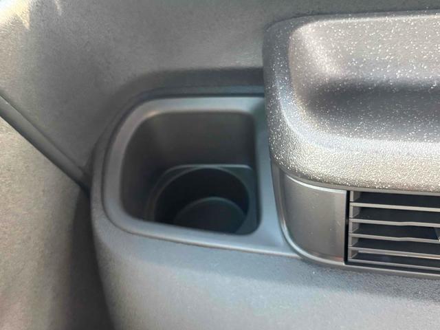 Ｎ－ＢＯＸカスタム ベースグレード　届け出済み未使用車　バックカメラ　両側電動スライドドア　クリアランスソナー　オートクルーズコントロール　レーンアシスト　衝突被害軽減システム　オートライト　ＬＥＤヘッドランプ　スマートキー（35枚目）