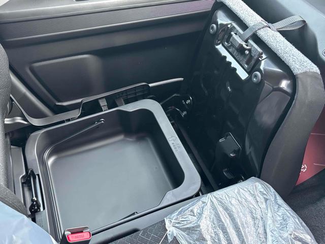 ワゴンR FX クリアランスソナー レーンアシスト 衝突被害軽減システム オートライト スマートキー 電動格納ミラー シートヒーター ベンチシート CVT 盗難防止システム ABS ESC 衝突安全ボディ エアコン(11枚目)