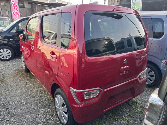 ワゴンＲ ＦＸ　届け出済み未使用車　クリアランスソナー　レーンアシスト　衝突被害軽減システム　オートライト　スマートキー　電動格納ミラー　シートヒーター　ベンチシート　ＣＶＴ　盗難防止システム　ＡＢＳ　ＥＳＣ（17枚目）