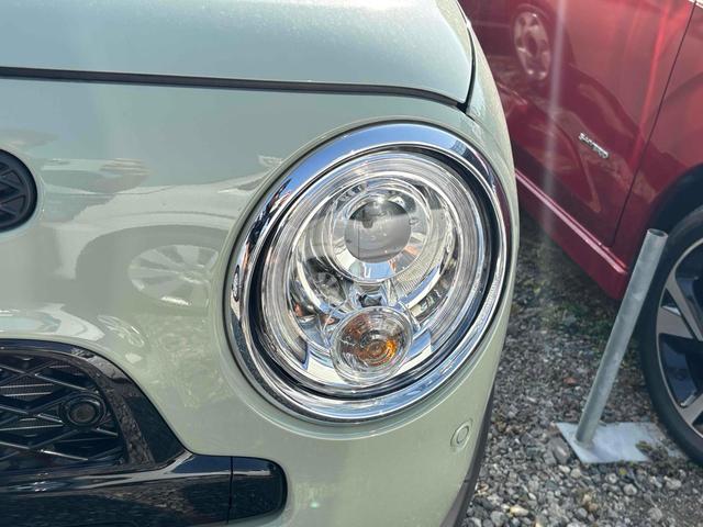 アルトラパンＬＣ ハイブリッドＬ　届け出済み未使用車　クリアランスソナー　レーンアシスト　衝突被害軽減システム　オートライト　ＬＥＤヘッドランプ　スマートキー　アイドリングストップ　電動格納ミラー　シートヒーター　ベンチシート　ＣＶＴ（16枚目）