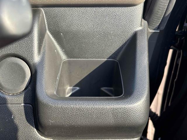 ワゴンＲ ＦＡ　ドライブレコーダー　クリアランスソナー　衝突被害軽減システム　オートライト　電動格納ミラー　ベンチシート　ＣＶＴ　盗難防止システム　ＡＢＳ　ＥＳＣ　ＣＤ　ミュージックプレイヤー接続可　アルミホイール（37枚目）