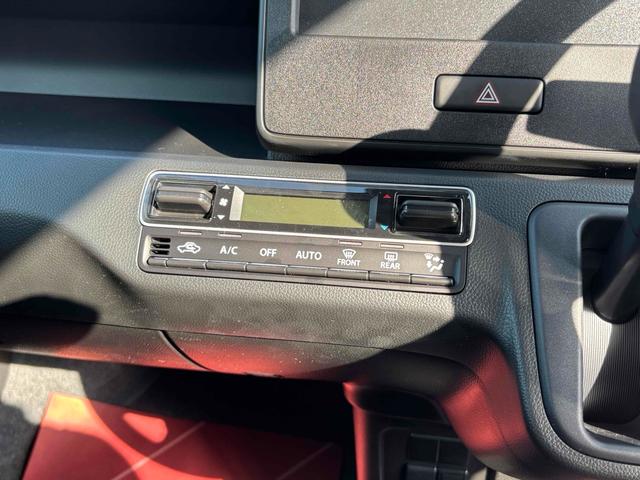 �C���ɍ��킹�Ē����I�ɑ��삷�邱�ƂŁA�ԓ������ł����K�ɕۂĂ܂��B