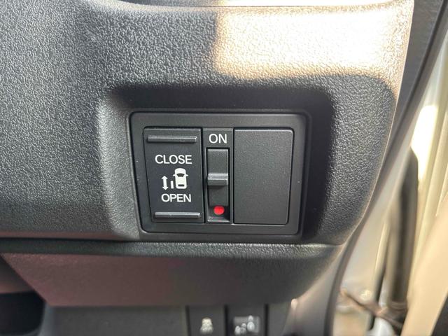 Ｎ－ＢＯＸカスタム ベースグレード　ＥＴＣ　バックカメラ　両側スライド・片側電動　クリアランスソナー　オートクルーズコントロール　レーンアシスト　衝突被害軽減システム　オートライト　ＬＥＤヘッドランプ　スマートキー　アイドリングストップ（7枚目）