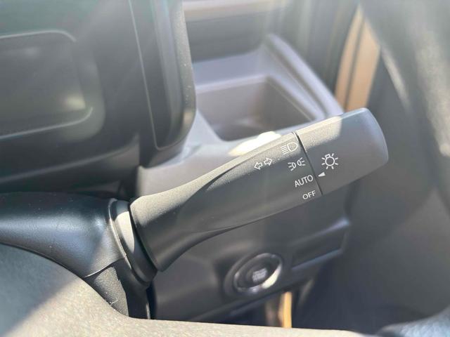 スペーシア ハイブリッドG 届け出済み未使用車 クリアランスソナー 衝突被害軽減システム オートライト LEDヘッドランプ スマートキー アイドリングストップ 電動格納ミラー ベンチシート CVT 盗難防止システム ABS(32枚目)