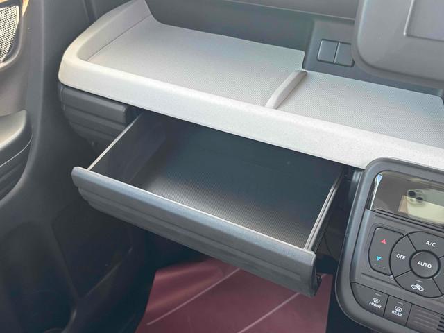 スペーシア ハイブリッドG 届け出済み未使用車 クリアランスソナー 衝突被害軽減システム オートライト LEDヘッドランプ スマートキー アイドリングストップ 電動格納ミラー ベンチシート CVT 盗難防止システム ABS(34枚目)