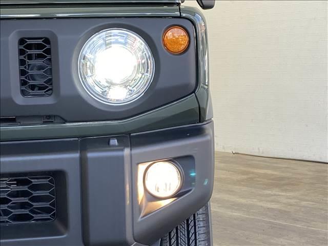 ＸＣ　クルコン　障害物センサー　衝突軽減ブレーキ　ＬＥＤライト　シートヒーター　４ＷＤ　レーンキープアシスト　Ｓキー　純正アルミ(6枚目)