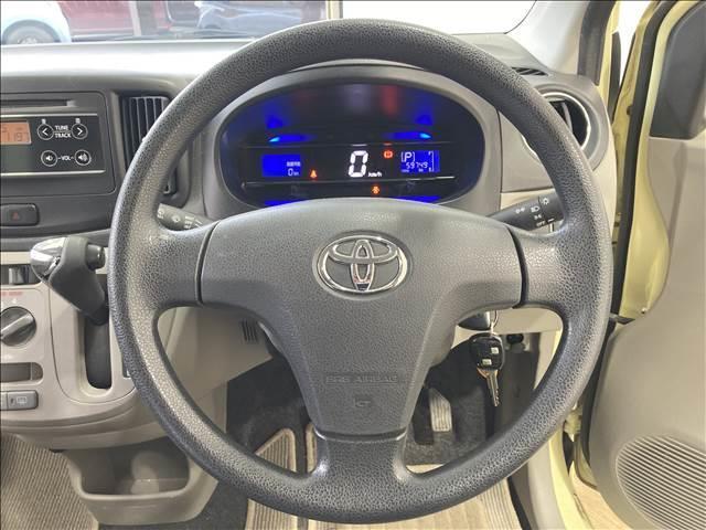 ピクシスエポック Ｘ　ＳＡ　禁煙車・純正オーディオ・衝突軽減ブレーキ・アイドリングストップ・スリップ防止・キーレス・純正アルミホイール・電動格納ミラー・（7枚目）