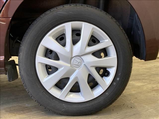 Ｎ－ＢＯＸ Ｌ・スロープ　車いす仕様車　両側スライド片側のみ電動　ＬＥＤヘッドライト　衝突軽減ブレーキ　障害物センサー　スリップ防止　電動格納ミラー　プッシュスタート　オートエアコン　オートライト　スマートキー　ベンチシート（17枚目）