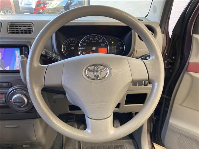 ピクシススペース Ｘ　禁煙車　ナビ　フルセグＴＶ　ＤＶＤ再生　Ｂｌｕｅｔｏｏｔｈ対応　ＥＴＣ車載器　ＡＢＳ　Ｗエアバック　衝突安全ボディ　盗難防止装置　オートエアコン　社外アルミホイール　ベンチシート　スマートキー（11枚目）