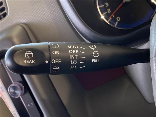 ピクシススペース Ｘ　禁煙車　ナビ　フルセグＴＶ　ＤＶＤ再生　Ｂｌｕｅｔｏｏｔｈ対応　ＥＴＣ車載器　ＡＢＳ　Ｗエアバック　衝突安全ボディ　盗難防止装置　オートエアコン　社外アルミホイール　ベンチシート　スマートキー（13枚目）