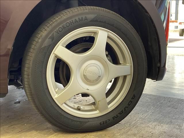 ピクシススペース Ｘ　禁煙車　ナビ　フルセグＴＶ　ＤＶＤ再生　Ｂｌｕｅｔｏｏｔｈ対応　ＥＴＣ車載器　ＡＢＳ　Ｗエアバック　衝突安全ボディ　盗難防止装置　オートエアコン　社外アルミホイール　ベンチシート　スマートキー（19枚目）