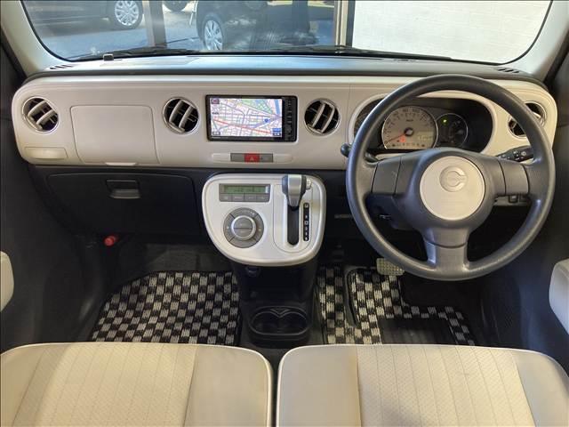 ミラココア ココアプラスＸ　禁煙車　ナビ　フルセグＴＶ　ＤＶＤ再生　Ｂｌｕｅｔｏｏｔｈ対応　バックカメラ　ＥＴＣ車載器　ＡＢＳ　Ｗエアバック　衝突安全ボディ　アイドリングストップ　オートエアコン　ベンチシート　スマートキー（2枚目）