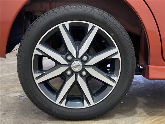 デイズルークス ハイウェイスター Xターボ 禁煙車 ナビ フルセグ DVD Bluetooth 全方位カメラ ETC 衝突軽減ブレーキ 横滑り防止装置 衝突安全ボディ 左側電動スライド 純正アルミホイール LEDヘッドライト スマートキー(20枚目)