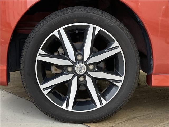 デイズルークス ハイウェイスター Xターボ 禁煙車 ナビ フルセグ DVD Bluetooth 全方位カメラ ETC 衝突軽減ブレーキ 横滑り防止装置 衝突安全ボディ 左側電動スライド 純正アルミホイール LEDヘッドライト スマートキー(22枚目)