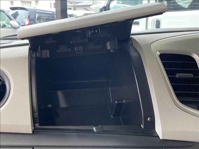 ワゴンR FX 禁煙車 純正CDコンポ ABS Wエアバック 衝突安全ボディ アイドリングストップ 盗難防止装置 オートエアコン 運転席シートヒーター ベンチシート キーレスエントリー(26枚目)