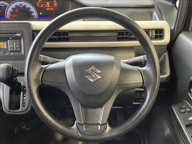 ワゴンR ハイブリッドFX 禁煙車 CDコンポ 衝突軽減ブレーキ 横滑り防止装置 車線逸脱防止装置 衝突安全ボディ 盗難防止装置 アイドリングストップ 運転席シートヒーター ヘッドアップディスプレイ ベンチシート スマートキー(7枚目)