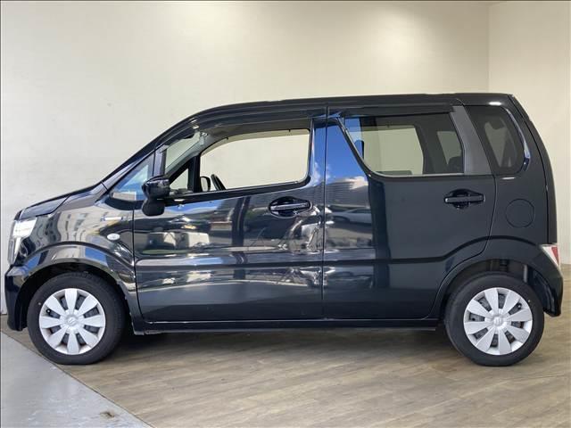 ワゴンR ハイブリッドFX 禁煙車 CDコンポ 衝突軽減ブレーキ 横滑り防止装置 車線逸脱防止装置 衝突安全ボディ 盗難防止装置 アイドリングストップ 運転席シートヒーター ヘッドアップディスプレイ ベンチシート スマートキー(11枚目)