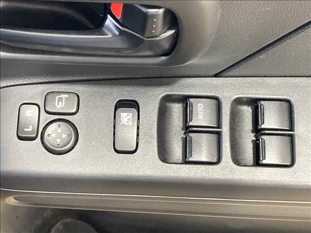 ワゴンR ハイブリッドFX 禁煙車 CDコンポ 衝突軽減ブレーキ 横滑り防止装置 車線逸脱防止装置 衝突安全ボディ 盗難防止装置 アイドリングストップ 運転席シートヒーター ヘッドアップディスプレイ ベンチシート スマートキー(21枚目)