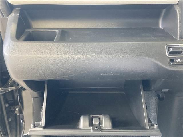 ワゴンR ハイブリッドFX 禁煙車 CDコンポ 衝突軽減ブレーキ 横滑り防止装置 車線逸脱防止装置 衝突安全ボディ 盗難防止装置 アイドリングストップ 運転席シートヒーター ヘッドアップディスプレイ ベンチシート スマートキー(28枚目)