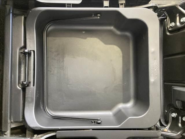 ワゴンR ハイブリッドFX 禁煙車 CDコンポ 衝突軽減ブレーキ 横滑り防止装置 車線逸脱防止装置 衝突安全ボディ 盗難防止装置 アイドリングストップ 運転席シートヒーター ヘッドアップディスプレイ ベンチシート スマートキー(29枚目)