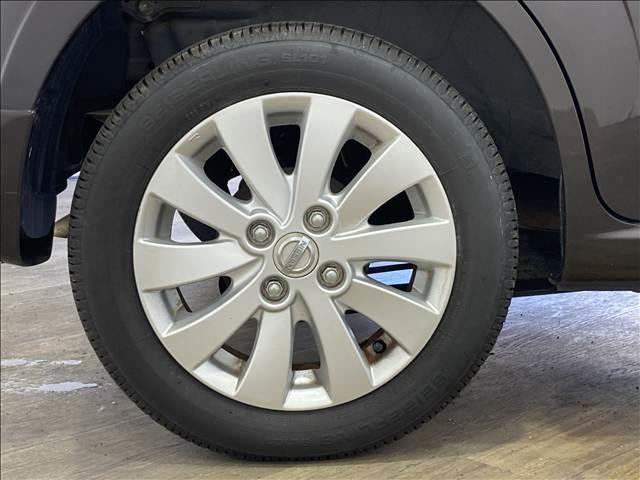 モコ Ｘ　禁煙車　純正タッチパネルＣＤコンポ　バックカメラ　ＡＢＳ　Ｗエアバック　アドリングストップ　衝突安全ボディ　盗難防止装置　オートエアコン　社外ＬＥＤヘッドライト　純正アルミホイール　スマートキー（17枚目）