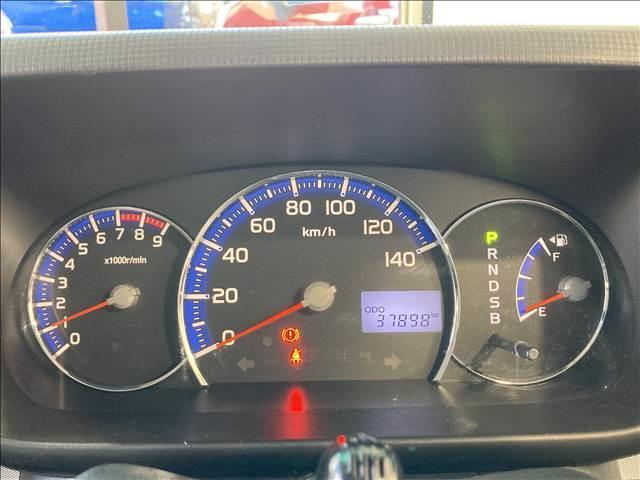 ムーヴコンテ カスタム　Ｘ　禁煙車　パワステ　パワーウインド　オートエアコン　ＡＢＳ　Ｗエアバック　アイドリングストップ　衝突安全ボディ　盗難防止装置　ＨＩＤヘッドライト　ベンチシート　スマートキー（3枚目）