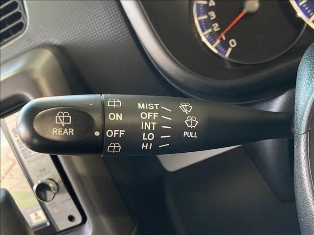 ムーヴコンテ カスタム　Ｘ　禁煙車　パワステ　パワーウインド　オートエアコン　ＡＢＳ　Ｗエアバック　アイドリングストップ　衝突安全ボディ　盗難防止装置　ＨＩＤヘッドライト　ベンチシート　スマートキー（9枚目）