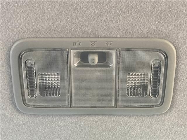 ムーヴコンテ カスタム　Ｘ　禁煙車　パワステ　パワーウインド　オートエアコン　ＡＢＳ　Ｗエアバック　アイドリングストップ　衝突安全ボディ　盗難防止装置　ＨＩＤヘッドライト　ベンチシート　スマートキー（25枚目）