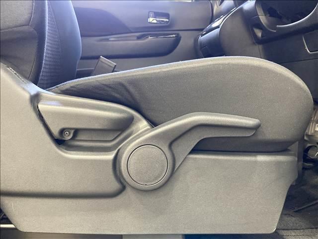 eKクロススペース G プラスエディション 禁煙車 ナビ フルセグ DVD Bluetooth 全方位カメラ 衝突軽減ブレーキ 横滑り防止装置 車線逸脱防止装置 クリアランスソナー 両側電動スライドドア 前席シートヒーター LEDヘッドライト(25枚目)